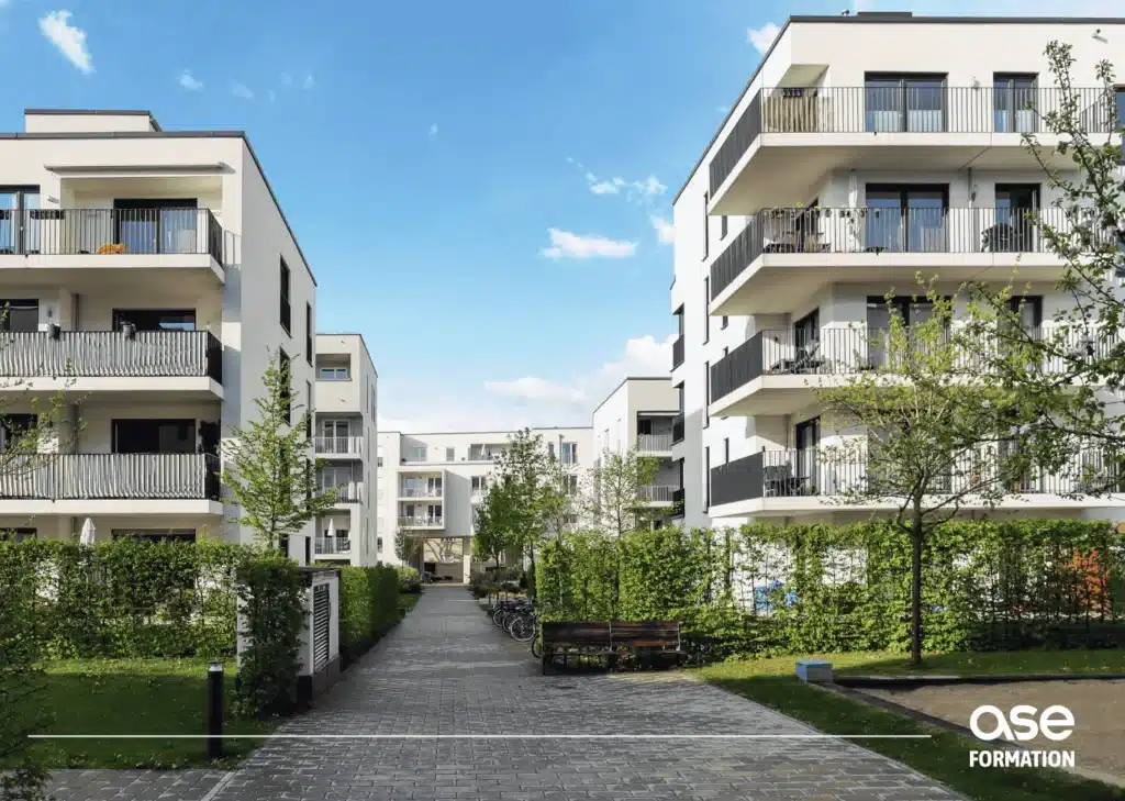 Résidence en copropriété avec plusieurs bâtiments collectifs, cas typique de DPE immeuble avec échantillonnage